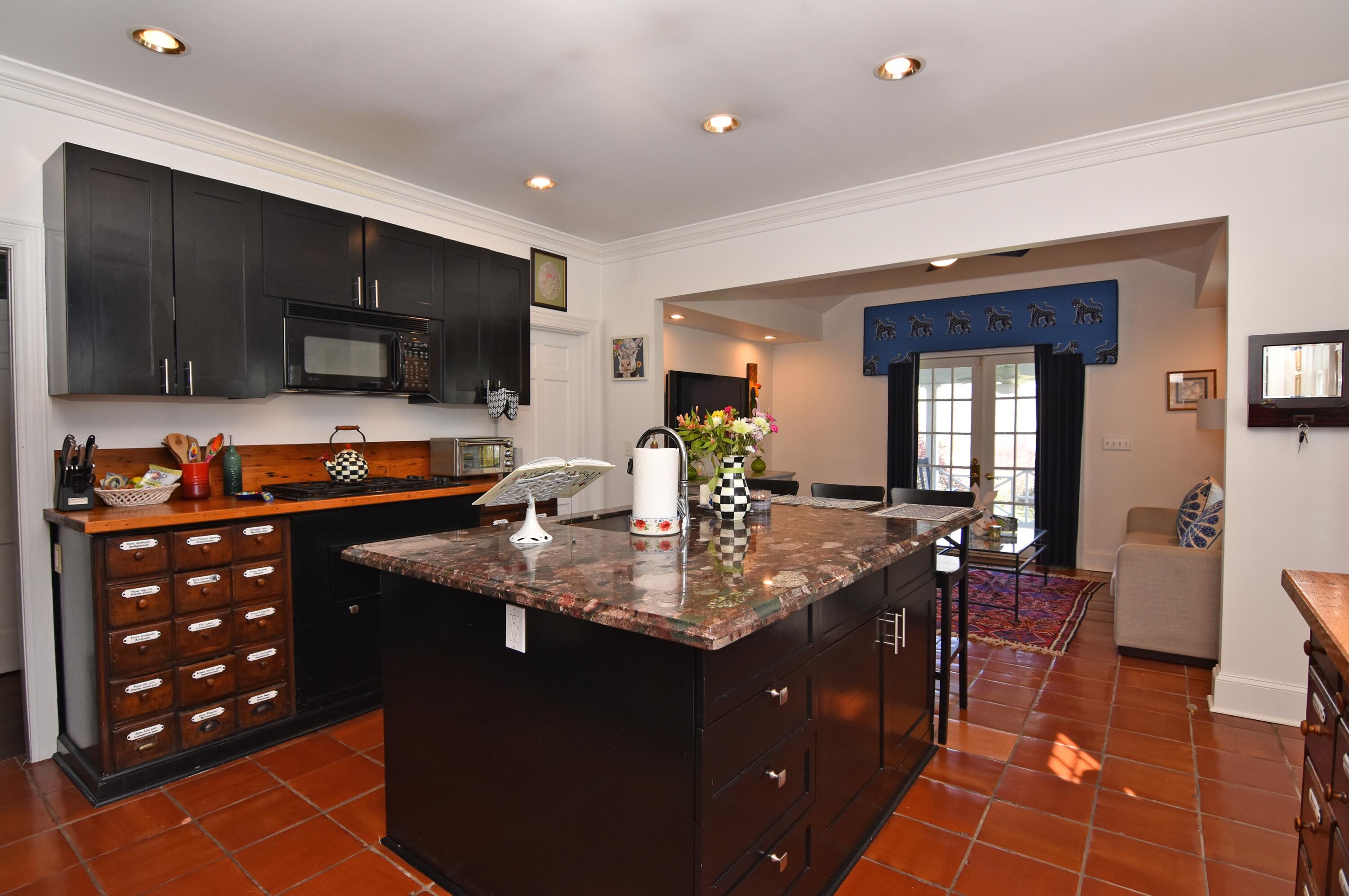 2141 E Washington St, Lewisburg, West Virginia image 47