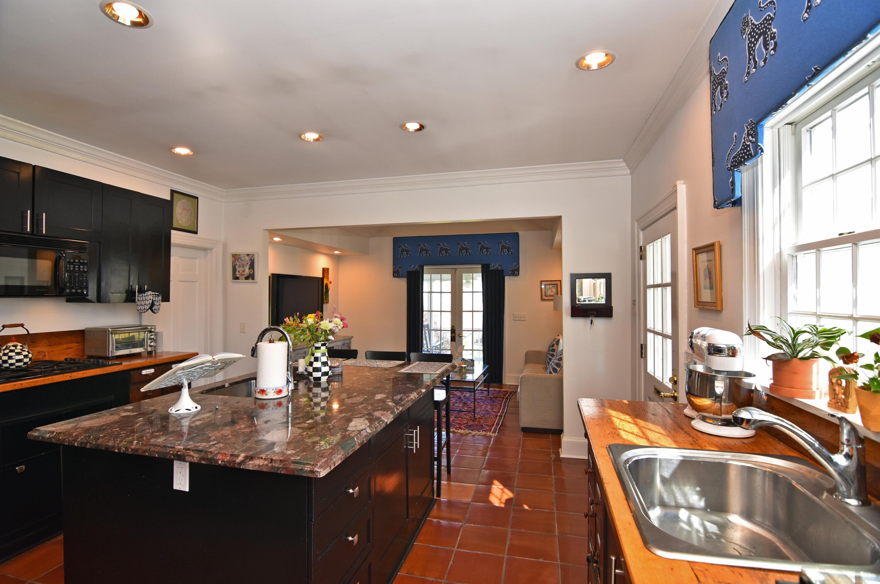 2141 E Washington St, Lewisburg, West Virginia image 46