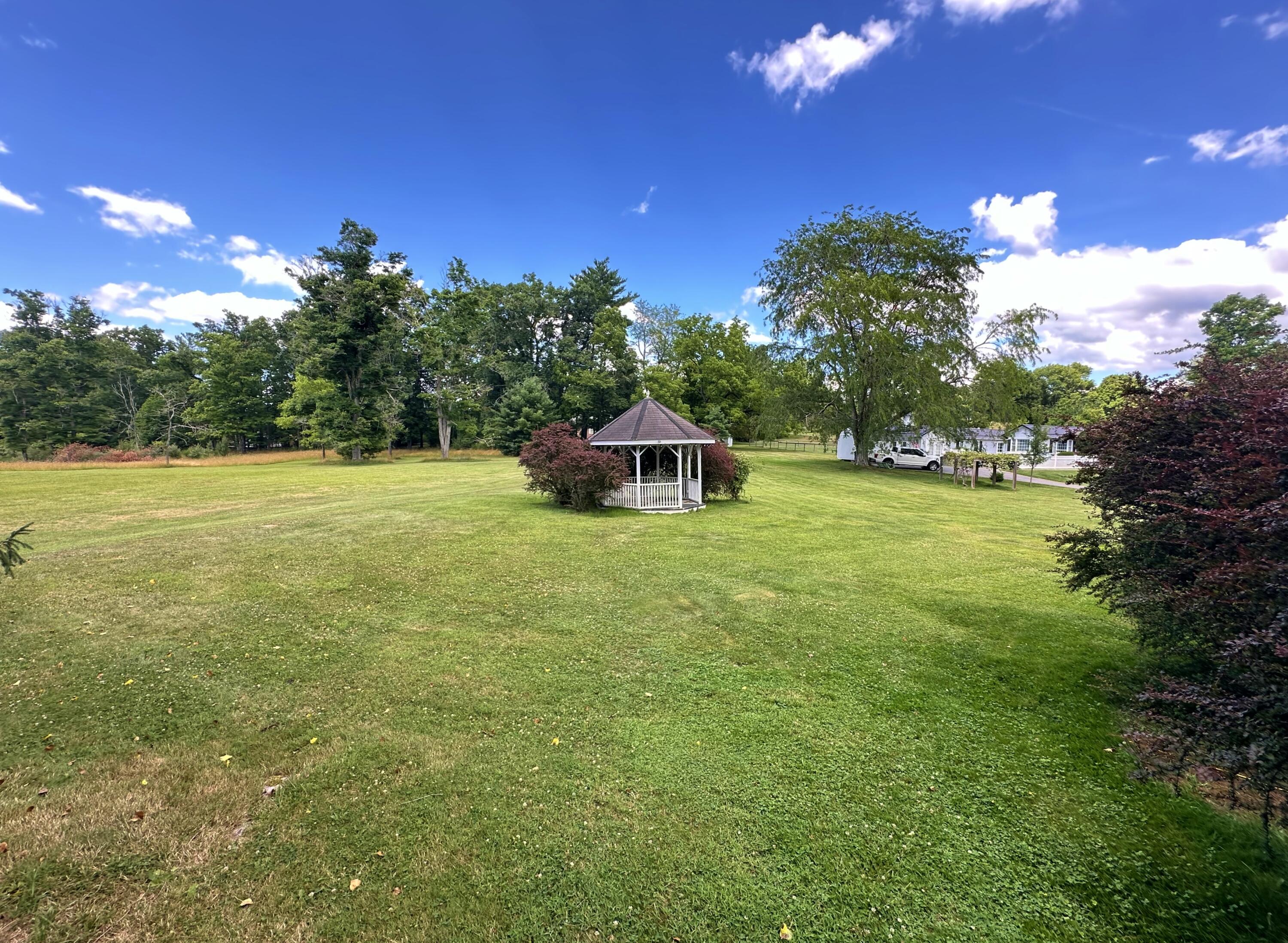 2141 E Washington St, Lewisburg, West Virginia image 7