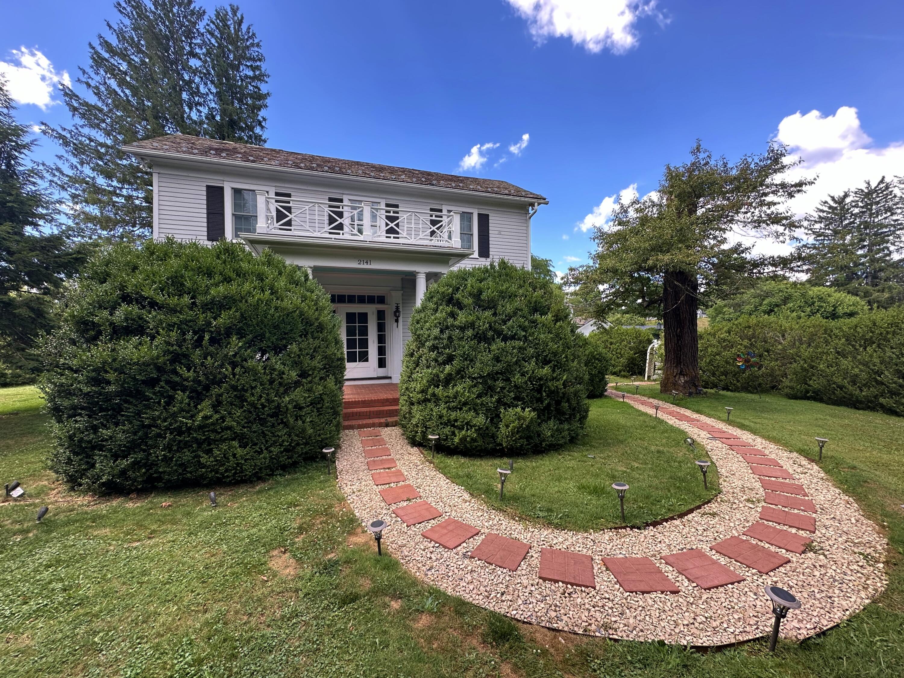2141 E Washington St, Lewisburg, West Virginia image 12