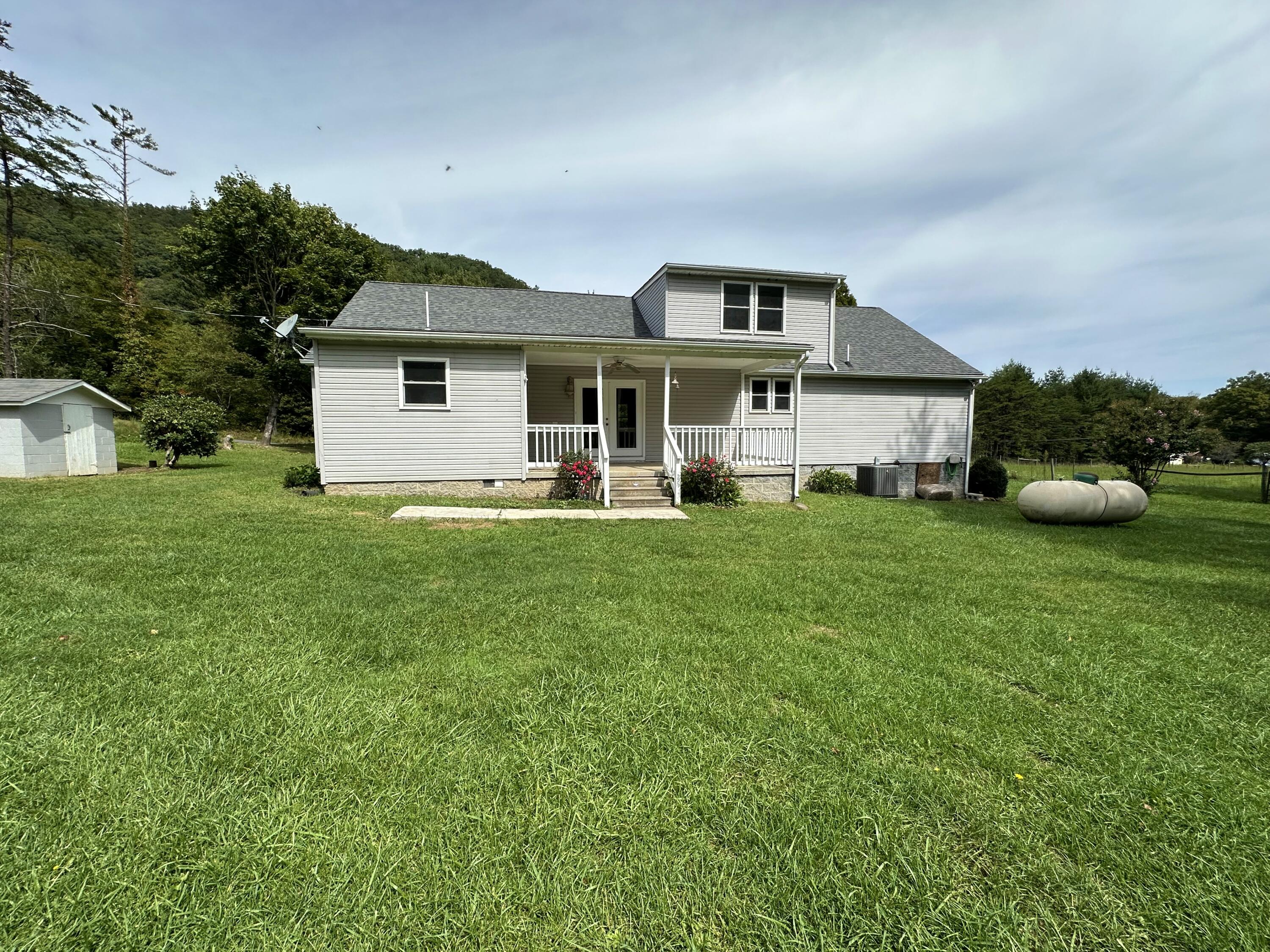 6295 Tuckahoe Rd, White Sulphur Springs, West Virginia image 5