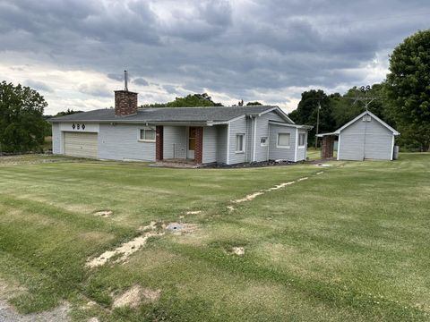 Homes For Sale - 391 Sunset View Rd<br/> Peterstown, WV 24963