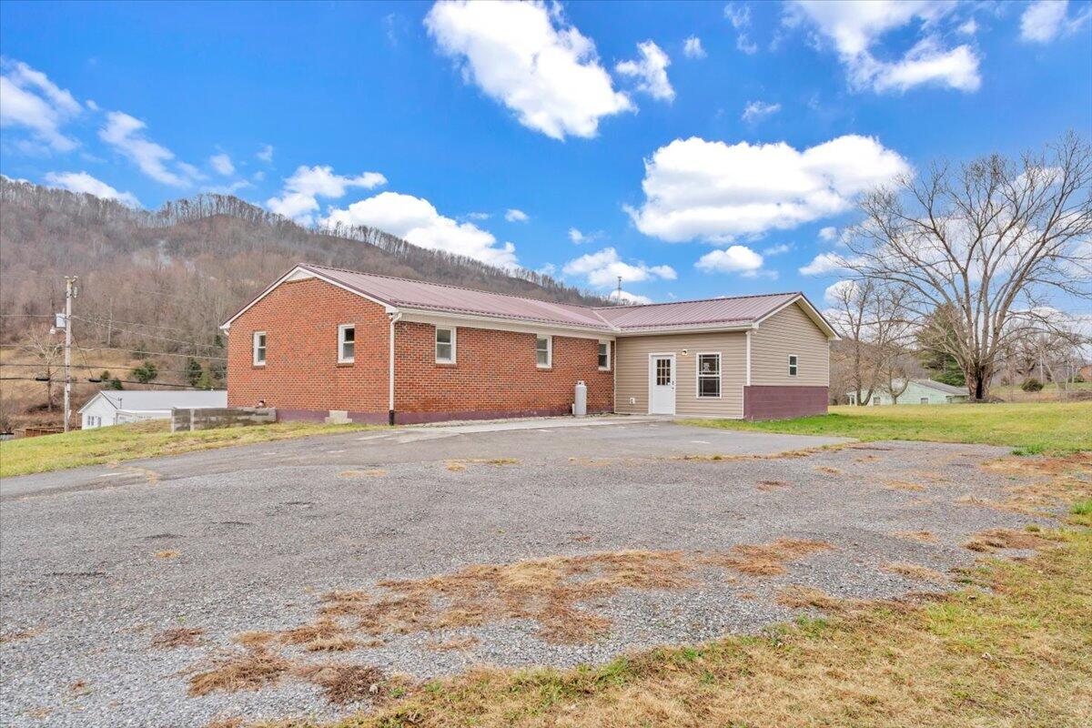 8173 S Seneca Trl, Lindside, West Virginia image 4