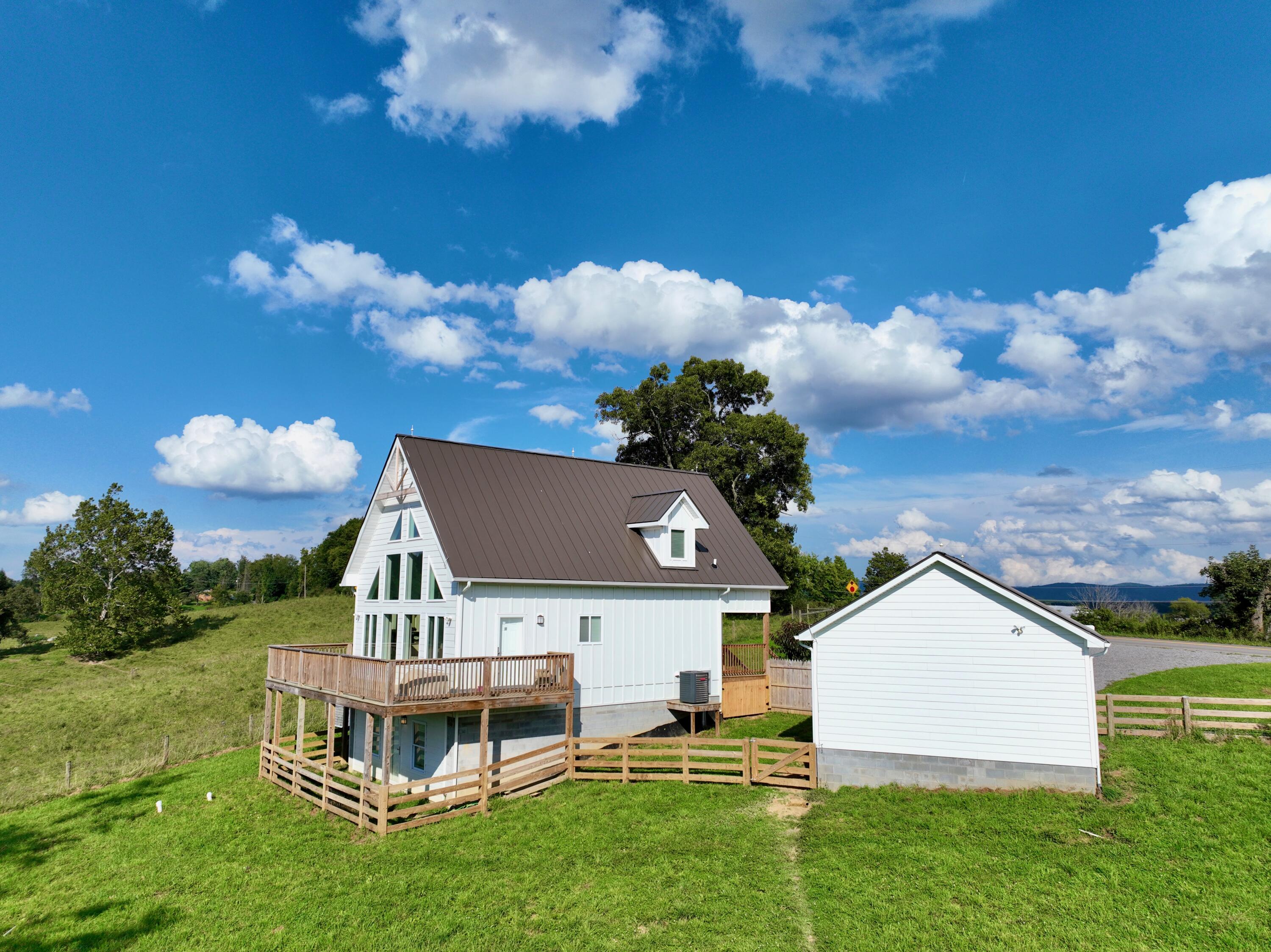 1170 Arbuckle Ln, Lewisburg, Pennsylvania image 2