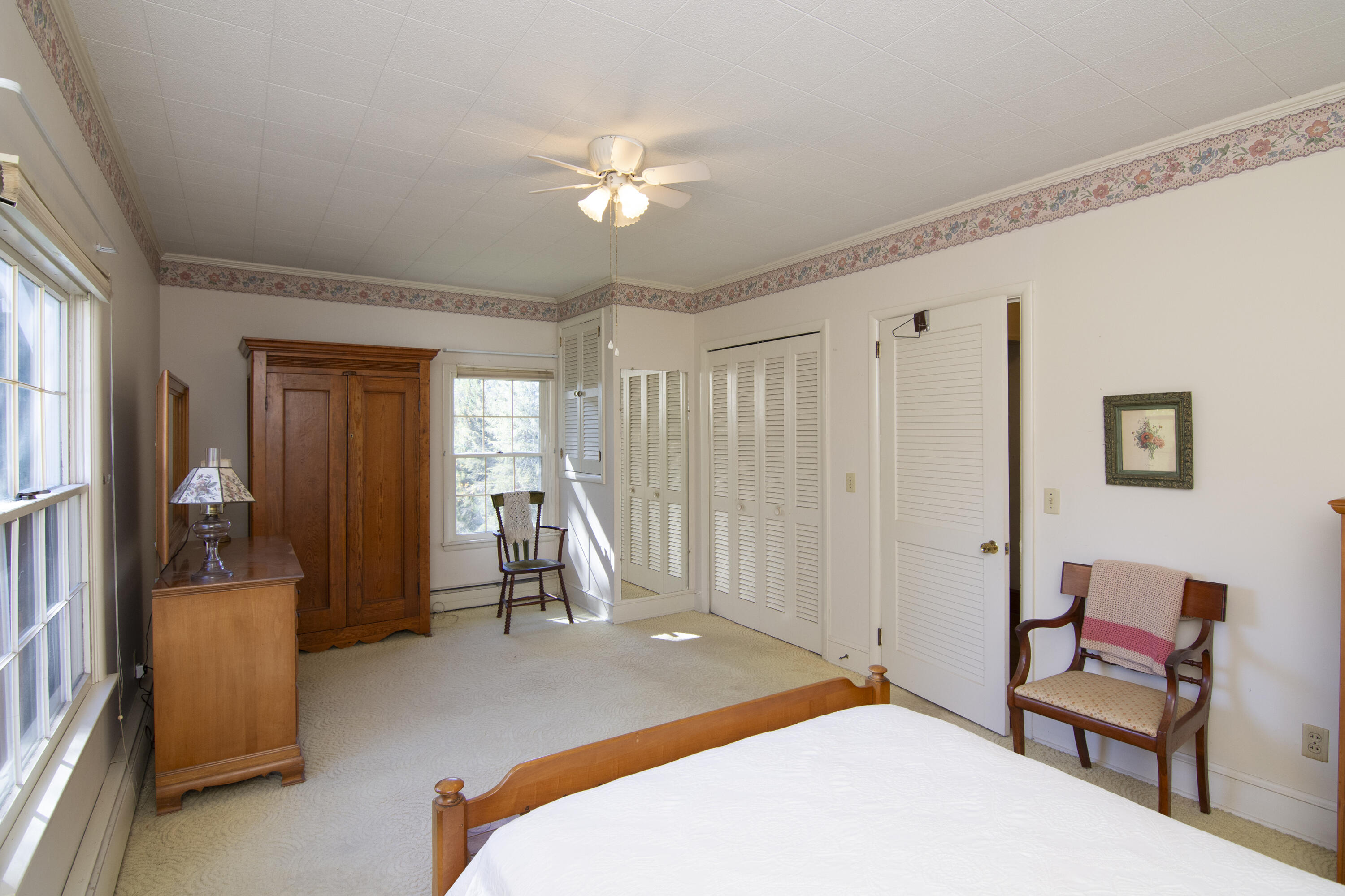 532 N Spring St, Alderson, West Virginia image 27