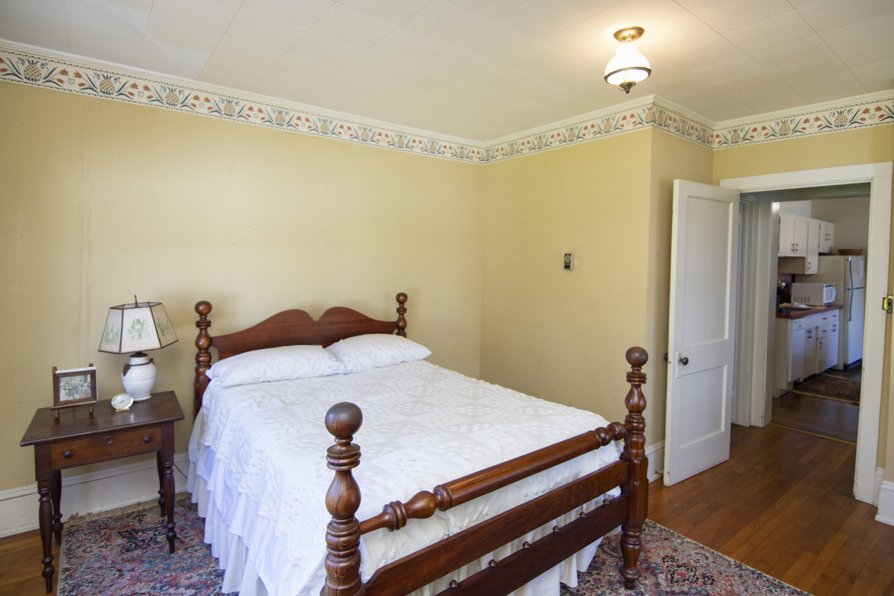 532 N Spring St, Alderson, West Virginia image 24