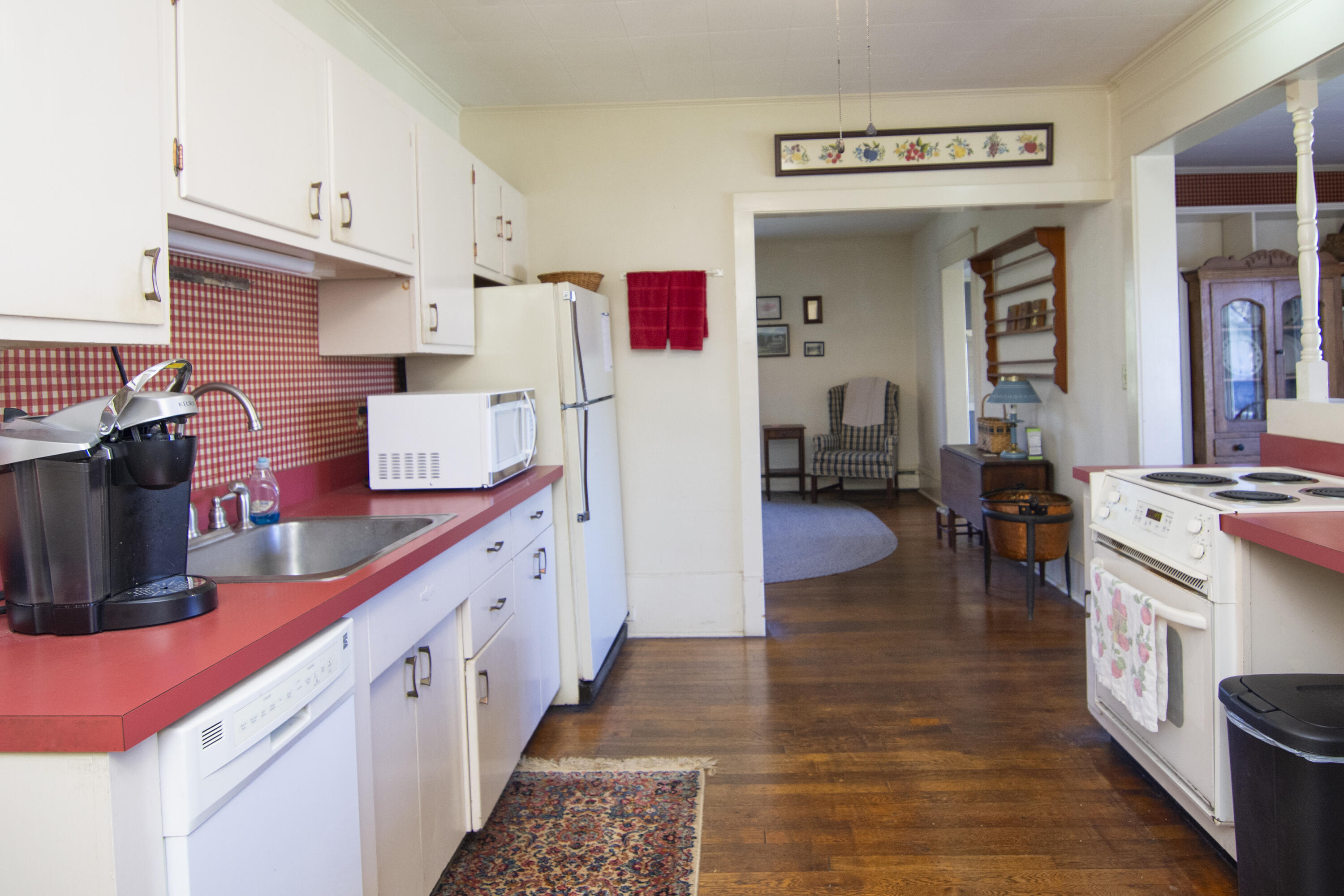 532 N Spring St, Alderson, West Virginia image 16