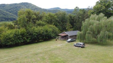 93 Brooks Mountain Rd, Hinton, West Virginia image 3