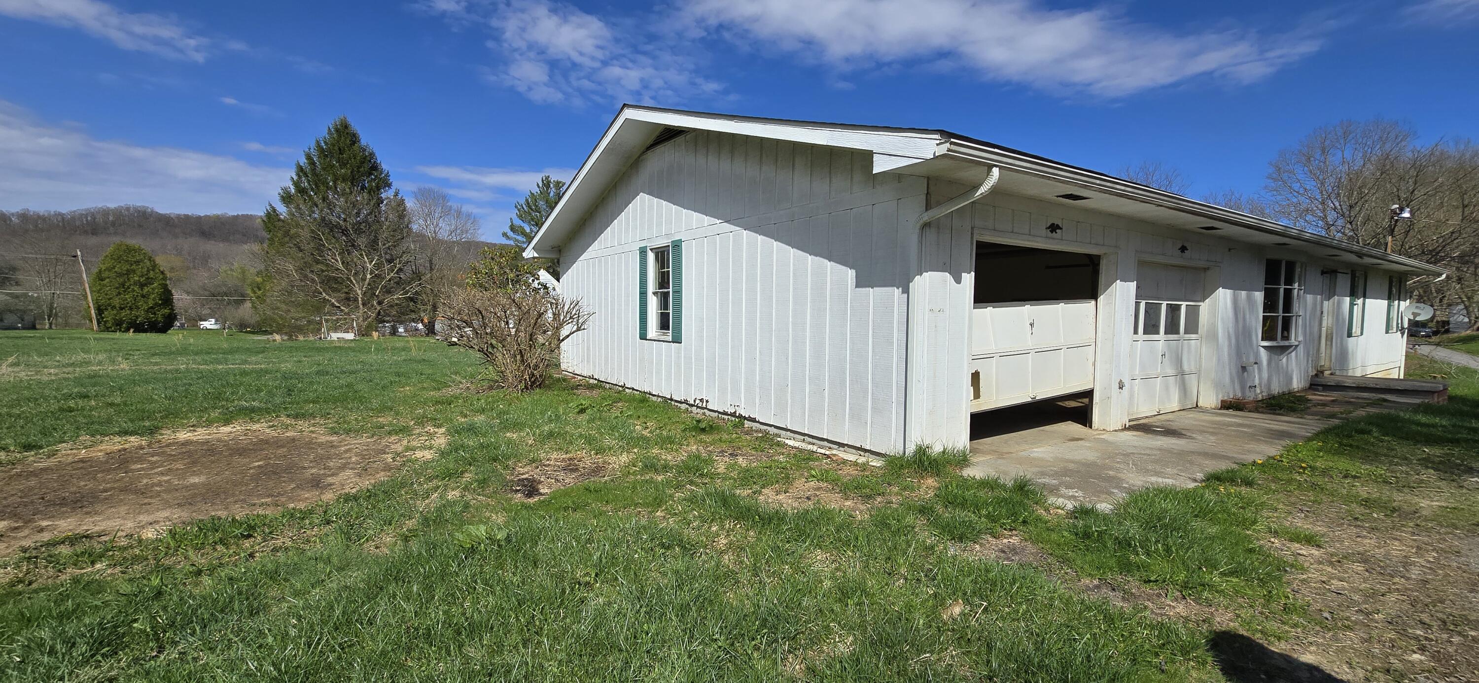 180 Johnson Rd #5,6,7, Meadow Bridge, Texas image 6