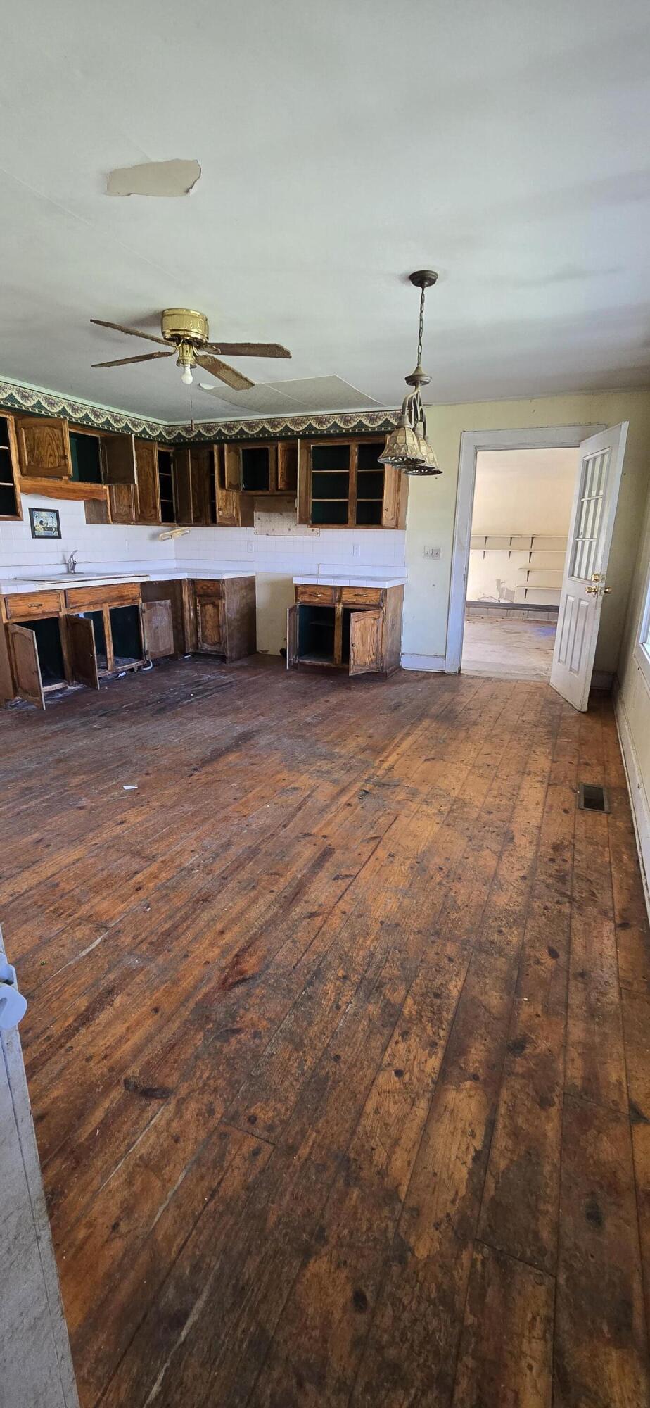 180 Johnson Rd #5,6,7, Meadow Bridge, Texas image 13