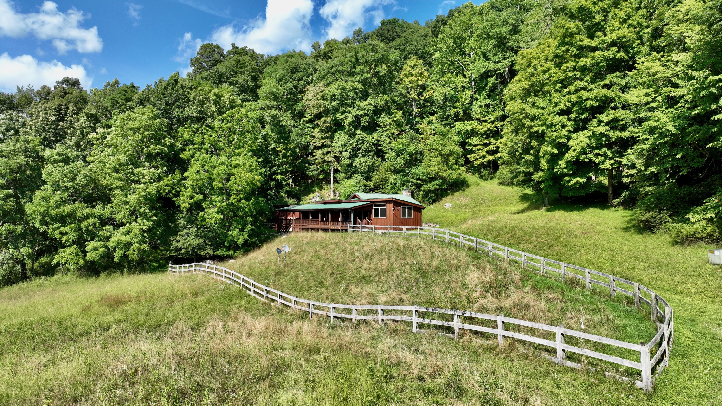 1374 S Spotts Ridge Rd, Asbury, West Virginia image 1