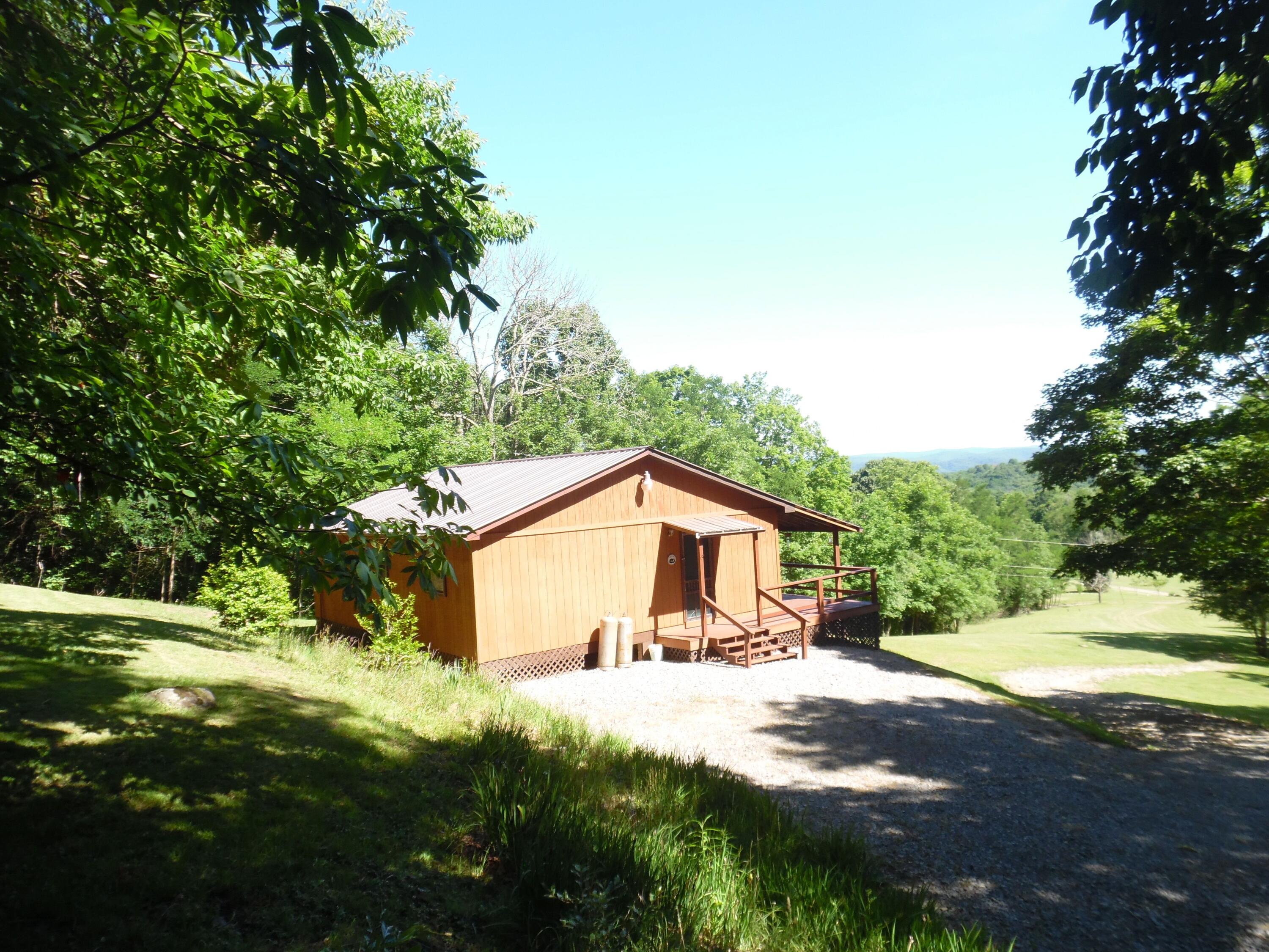 1180 Black Bear Trail, Hillsboro, West Virginia image 4