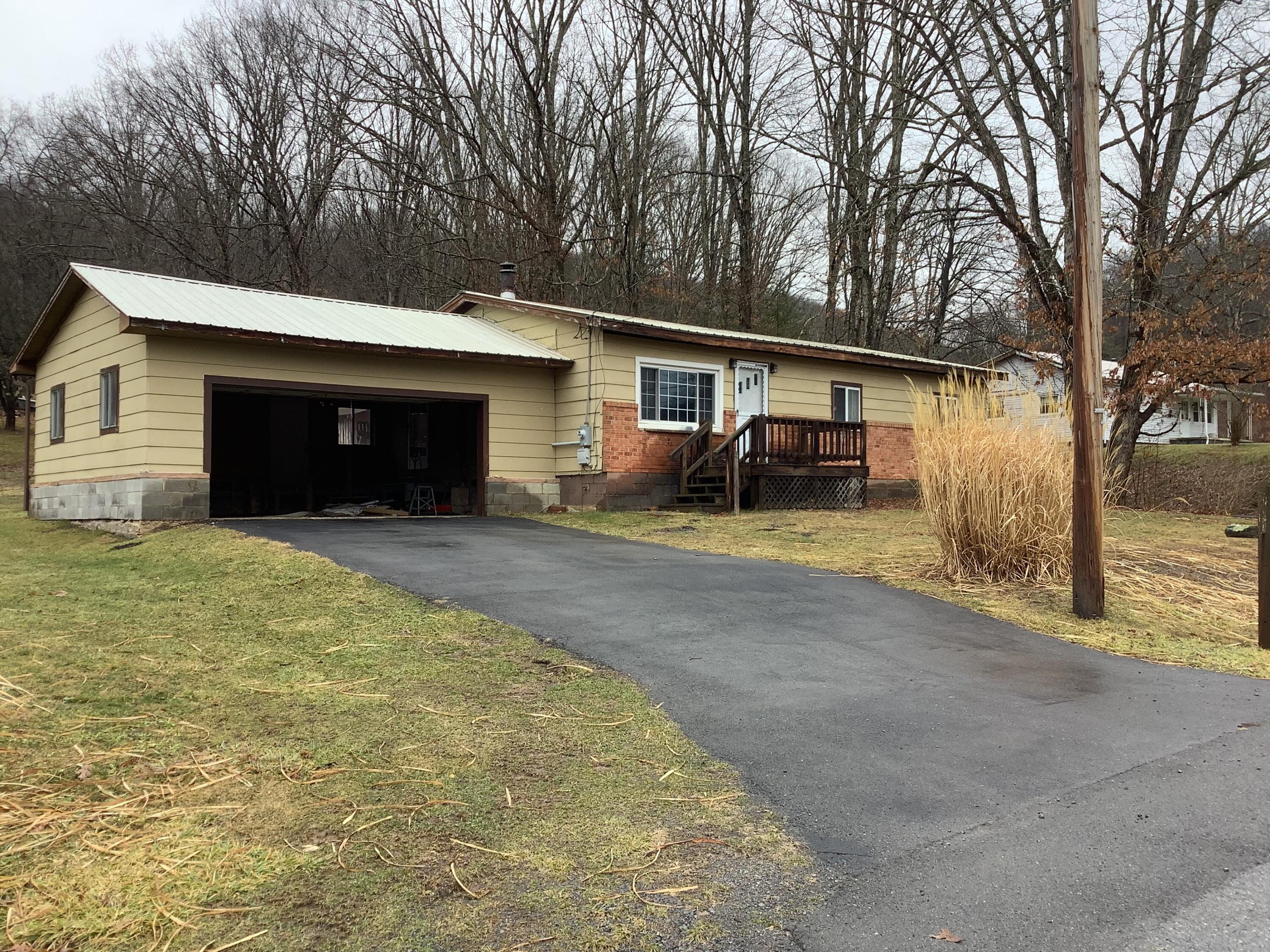 329 Osborne Drive #130, Rainelle, West Virginia image 1