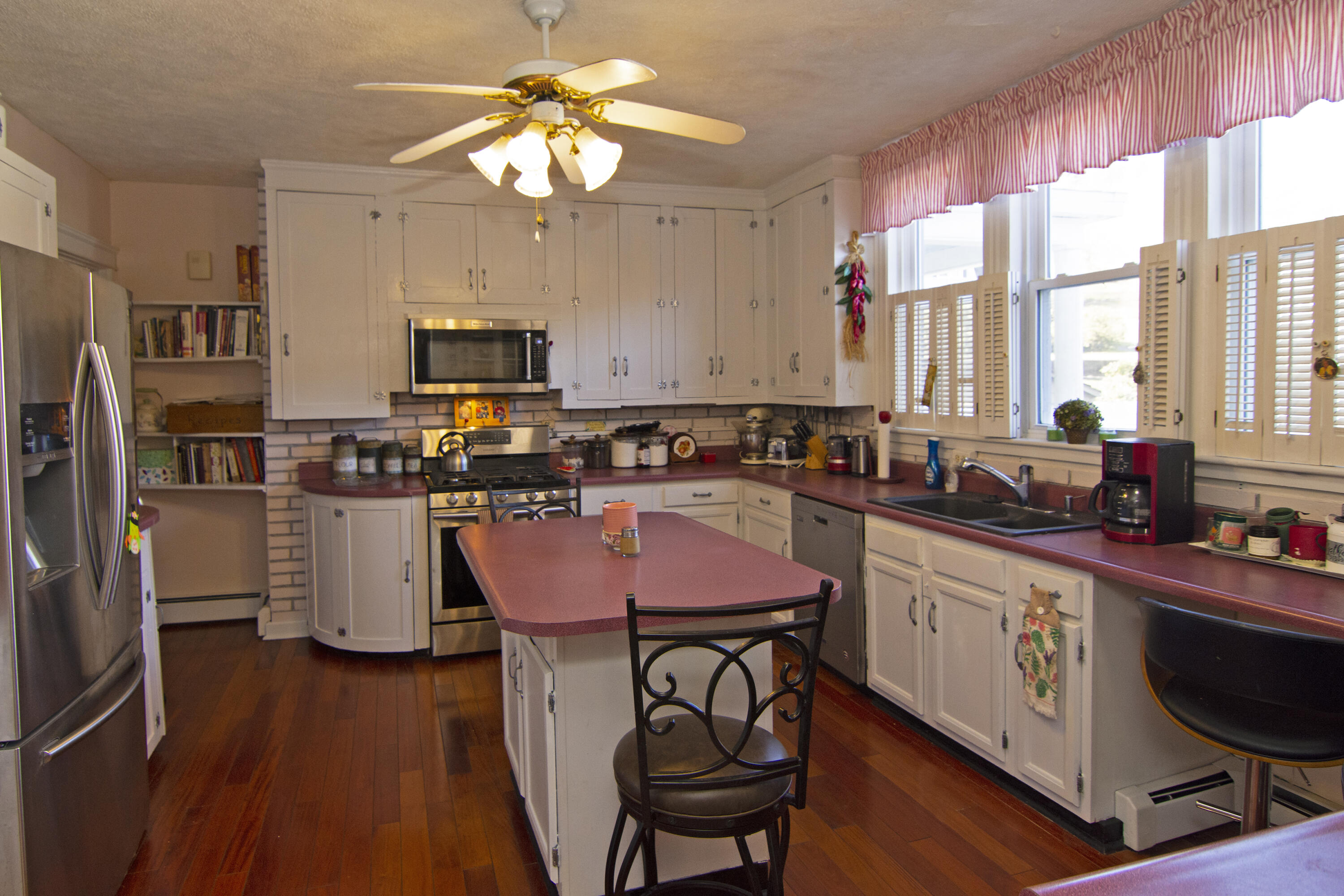 16 Park Pl, Richwood, Alaska image 5