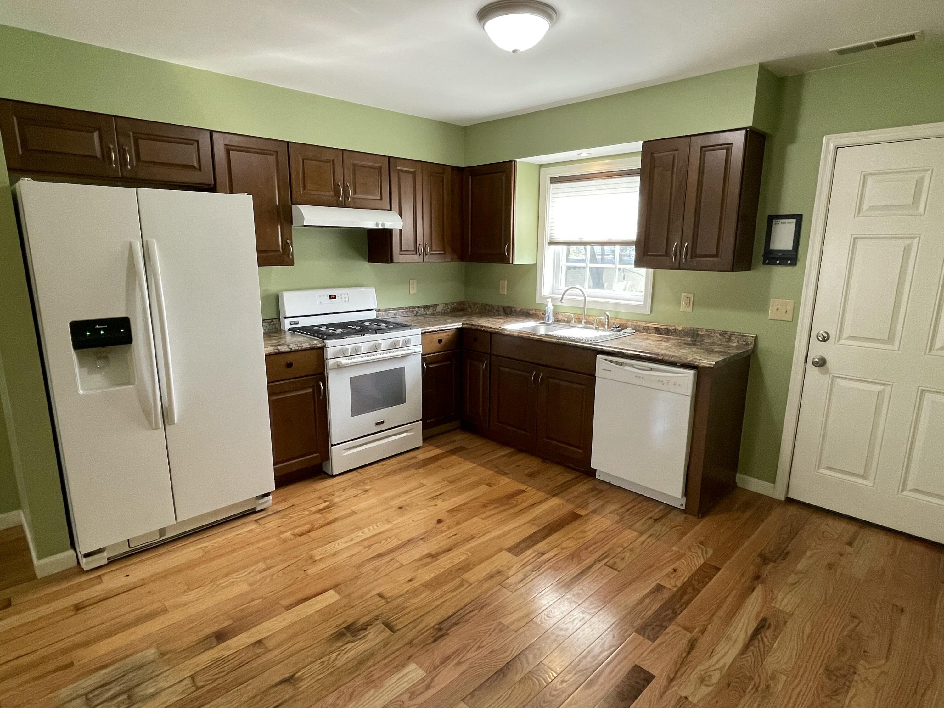 270 11th St, Rainelle, Pennsylvania image 5