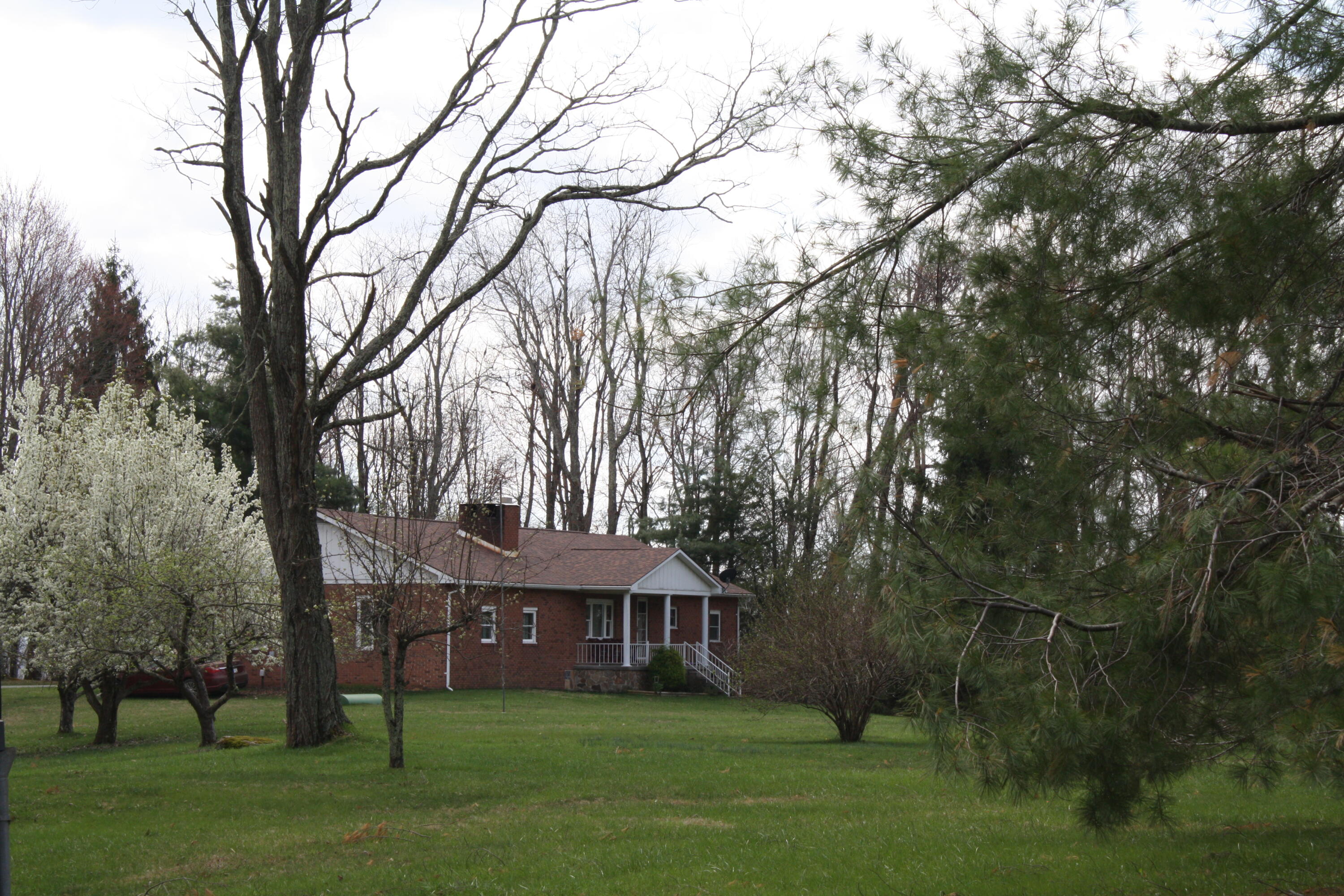 4284 Elk Knob Rd, Hinton, West Virginia image 43