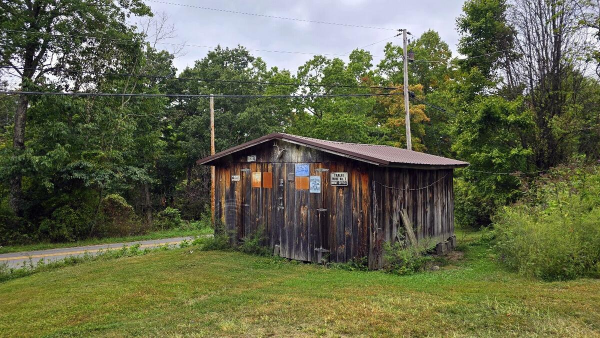 7828 Stephenson Basin Road, Mullens, West Virginia image 7