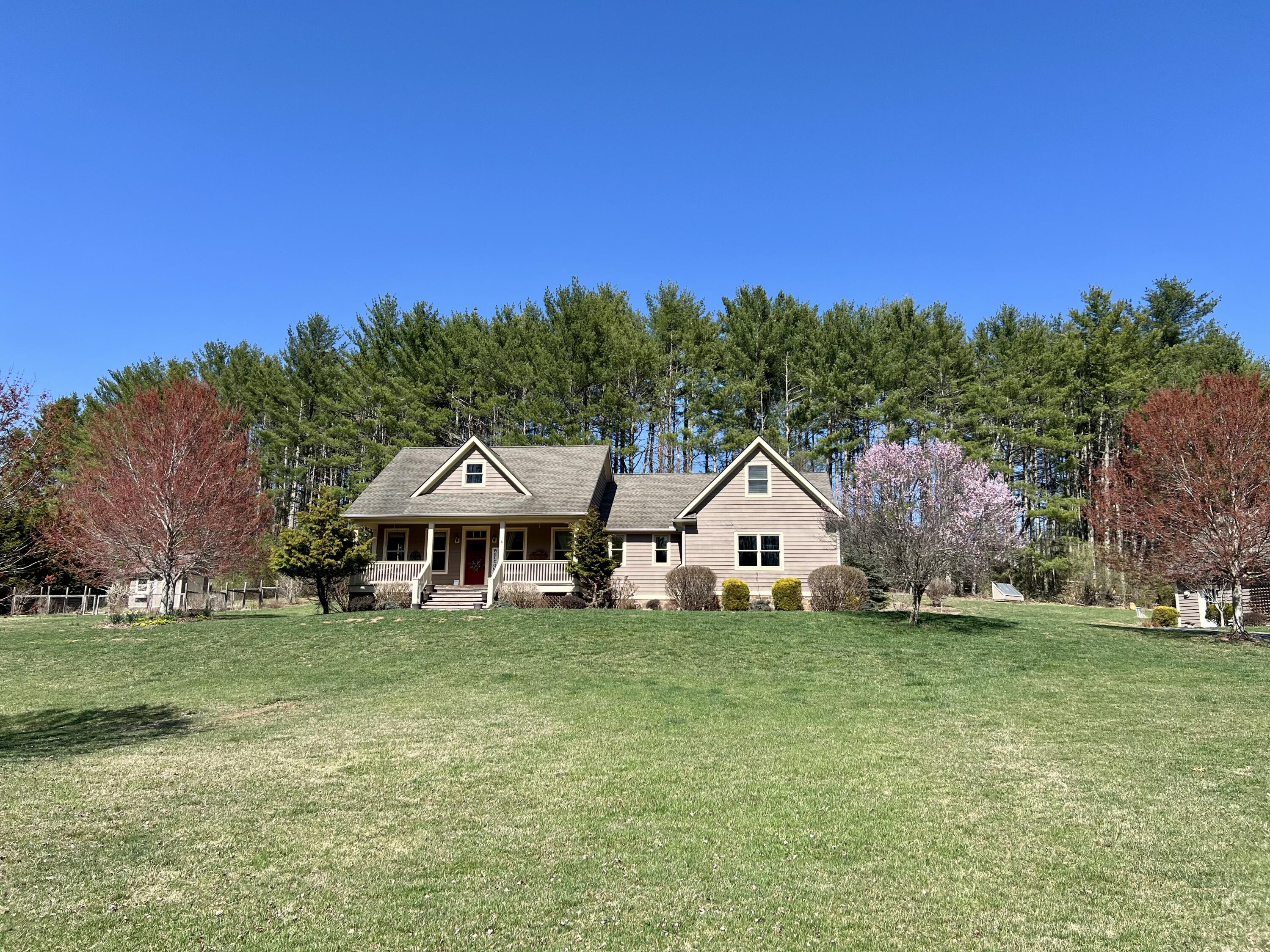 382 Bearclaw Ln #1004, Lewisburg, West Virginia image 1