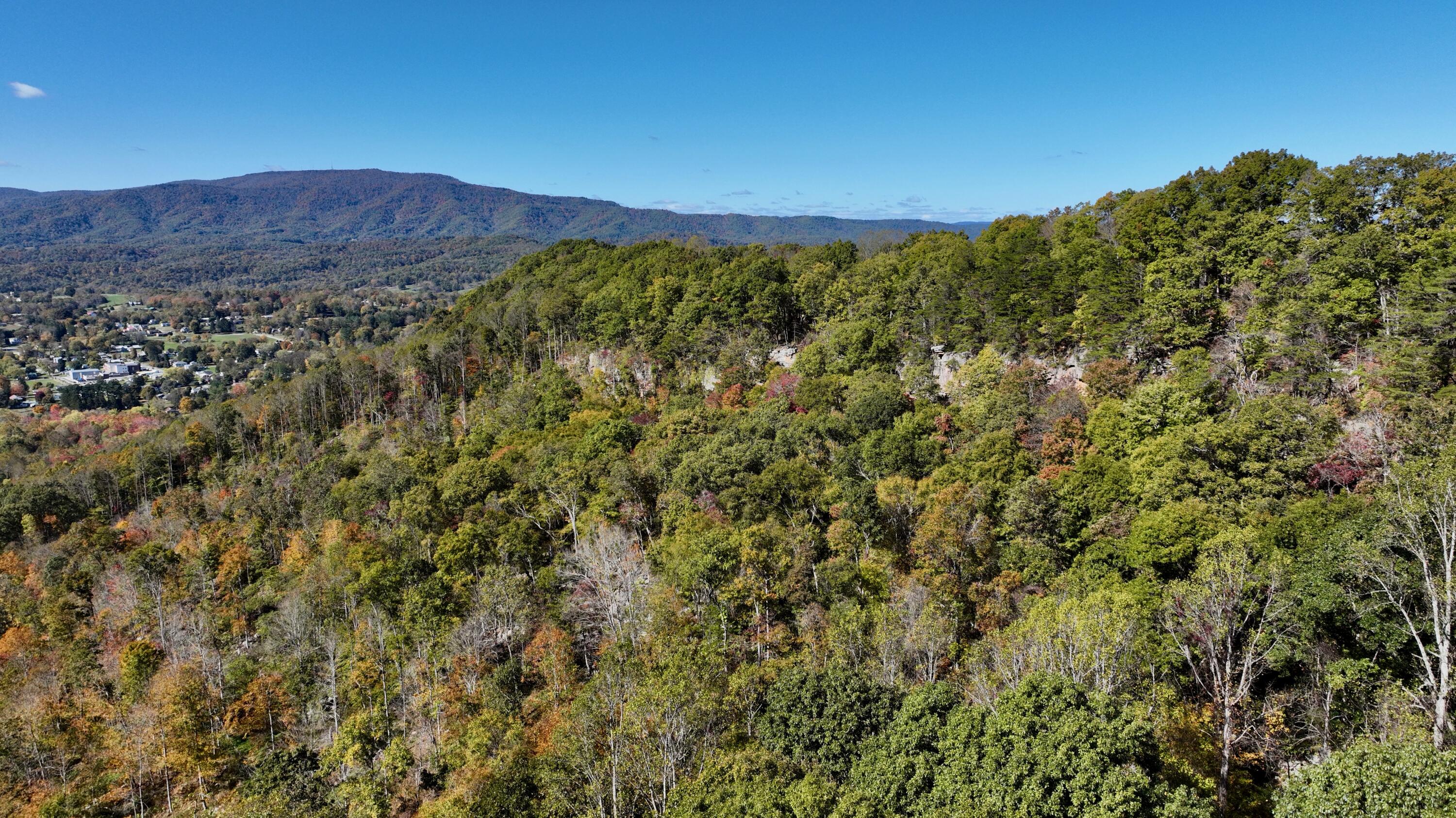 Highland Trail, Alderson, West Virginia image 9