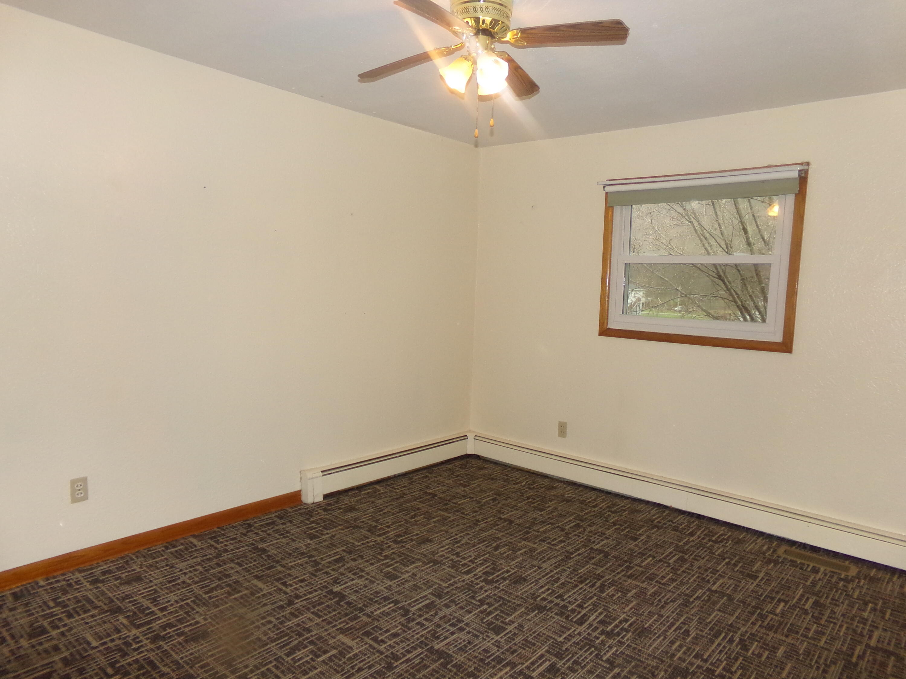 1585 Sewell St S St #114  115, Rainelle, West Virginia image 6