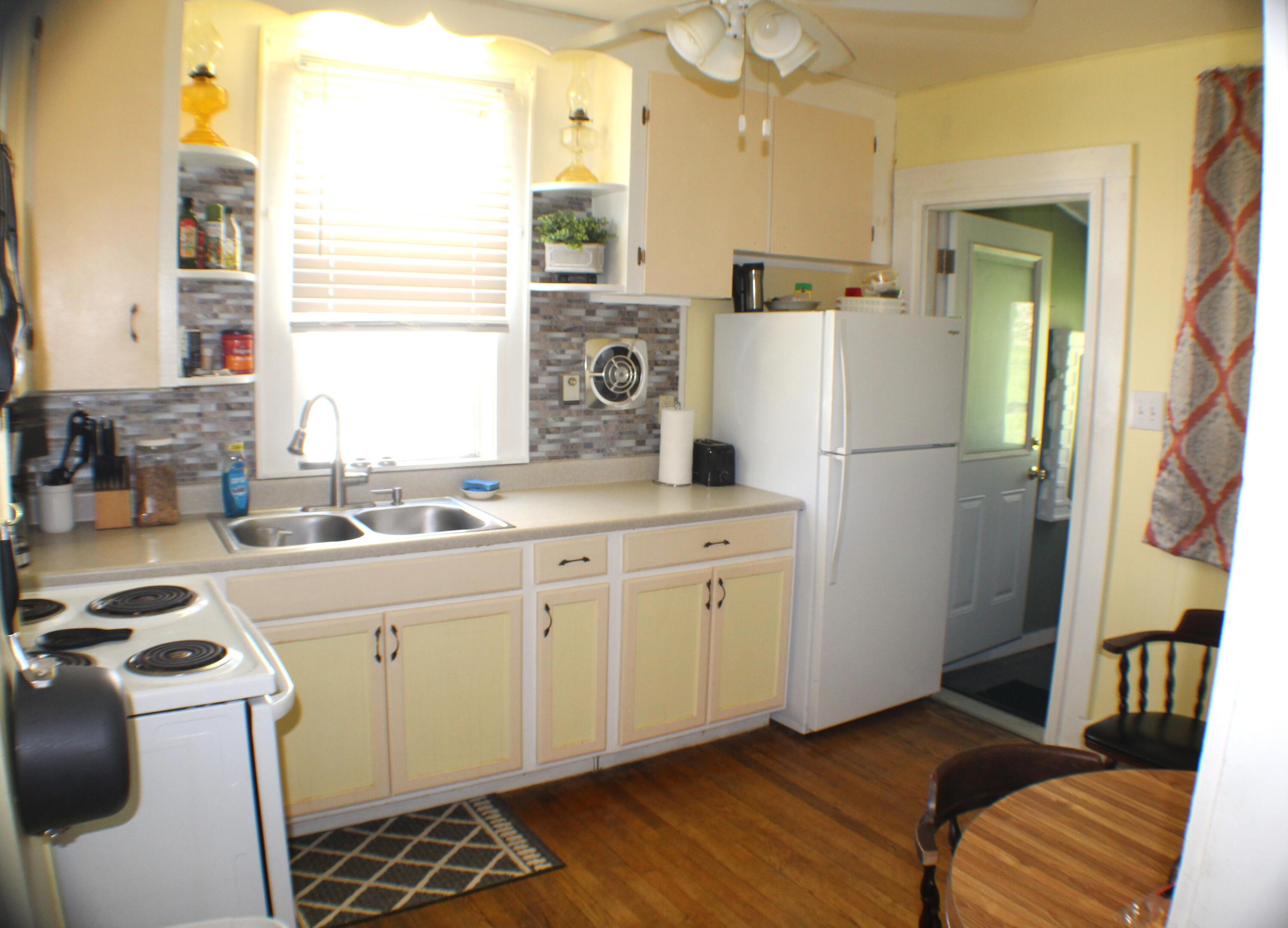 1043 Huntersville Road, Marlinton, Pennsylvania image 7
