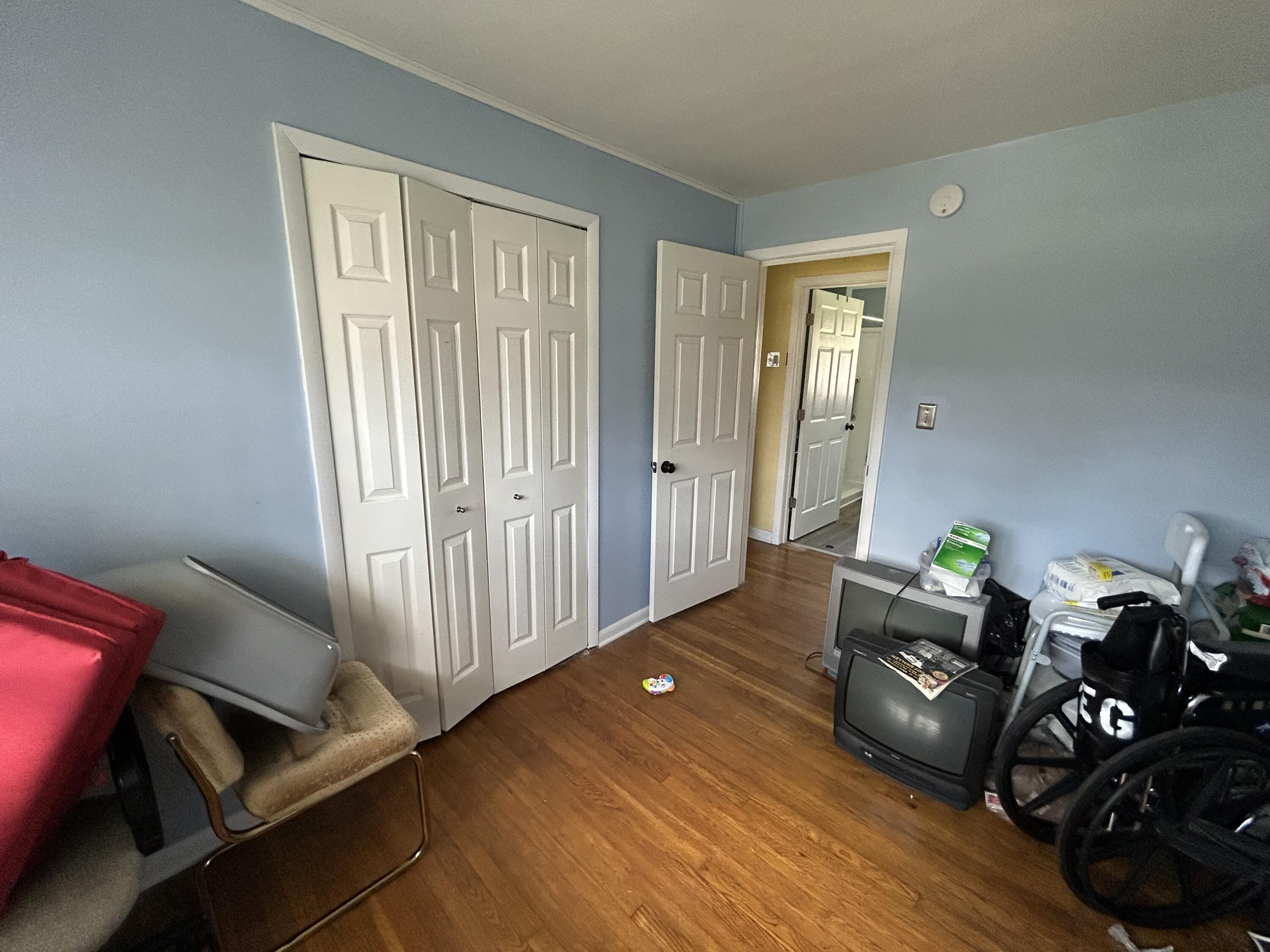 110 W Dixon Ave, Beckley, Alaska image 12