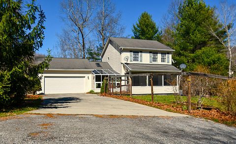 Apartment For Sale - 283 Stonehouse Woods Dr<br/> Caldwell, WV 24925