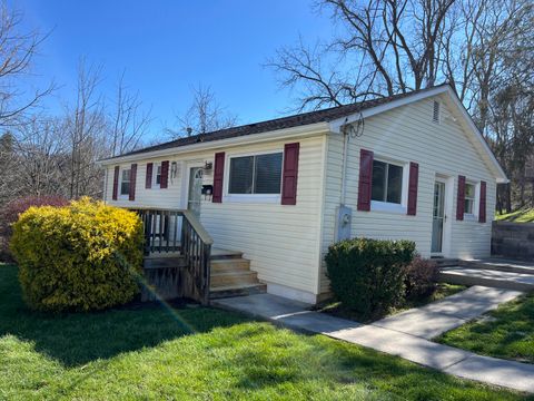 Apartment For Sale - 133 Lafayette St<br/> Lewisburg, WV 24901