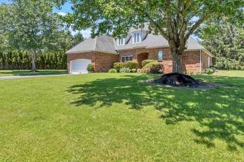 Homes For Sale - 172 Old White Dr<br/> Lewisburg, WV 24901