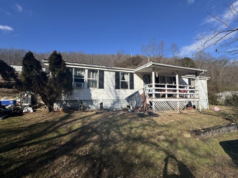 Homes For Sale - 32 Plymouth Dr<br/> Verdunville, WV 25649