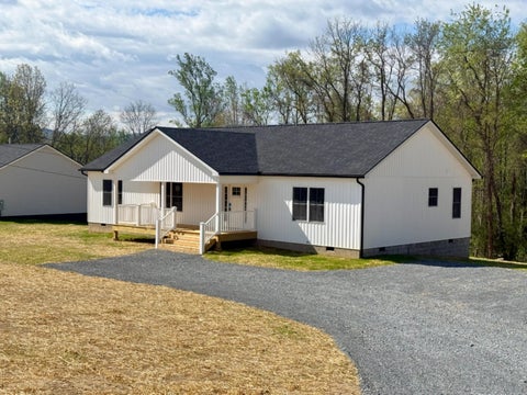 Homes For Sale - 1490 Stonehouse Rd<br/> Greenbrier County, Caldwell, WV 24925