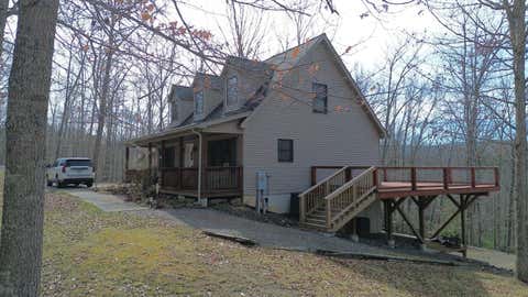 Apartment For Sale - 818 Seneca Estates Rd<br/> Buckeye, WV 24924