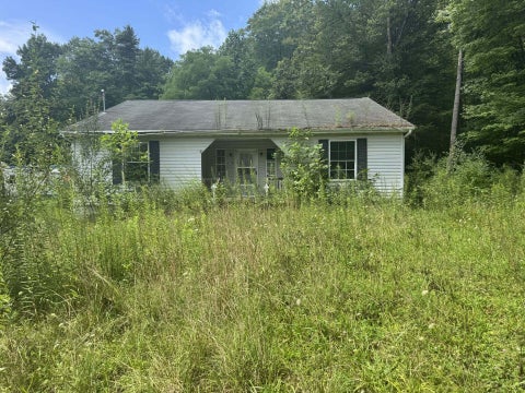 Homes For Sale - 153 Cook Rd<br/> Greenbrier County, Rupert, WV 25984