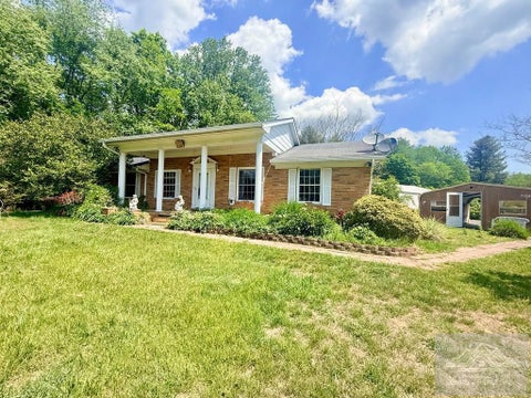 Homes For Sale - 92 Fawn Ln<br/> Rocky Gap, VA 24366