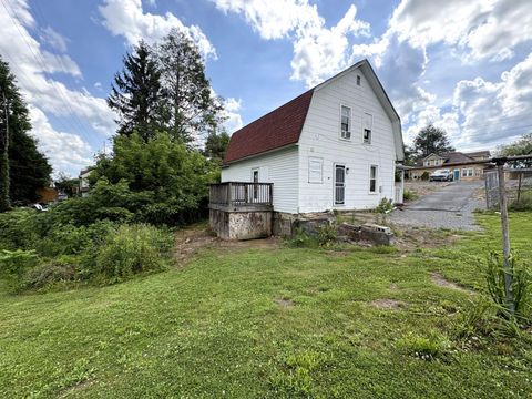Homes For Sale - 206 Johnstown Rd<br/> Beckley, WV 25801