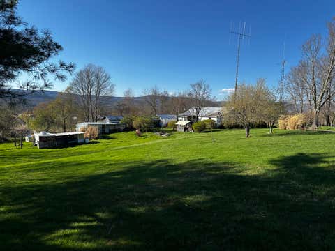 Homes For Sale - 162 Goodman Rd 12/2 Rd<br/> Greenbrier County, Williamsburg, WV 24991