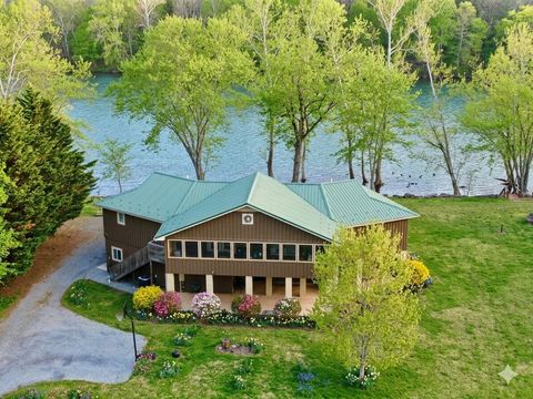 Homes For Sale - 265 Emerald Isle<br/> Alderson, WV 24910
