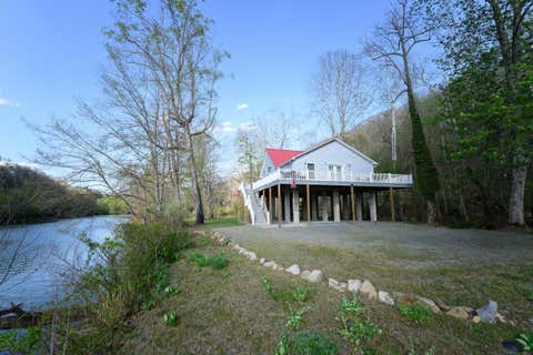 Homes For Sale - 397 Coffman Hill Rd<br/> Ronceverte, WV 24970