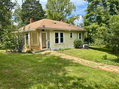 Homes For Sale - 110 White Ave<br/> Narrows, VA 24093
