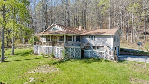 Homes For Sale - 3655 Knobs Rd<br/> Union, WV 24983