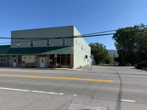 Multifamily For Sale - 526 Nicholas St<br/> Rupert, WV 25984