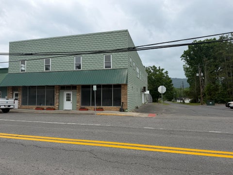 Multifamily For Sale - 526 Nicholas St<br/> Rupert, WV 25984