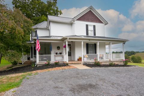 Homes For Sale - 420 Fort Springs Rd<br/> Sinks Grove, WV 24970