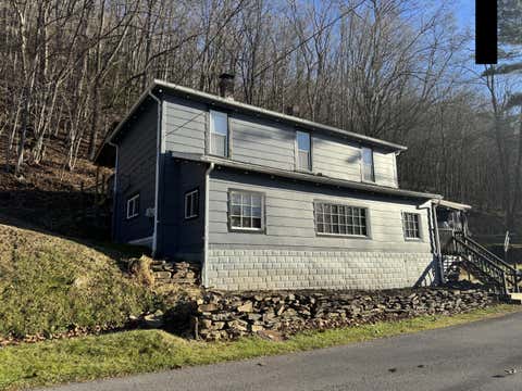 Homes For Sale - 193 4th Ave<br/> Marlinton, WV 24954
