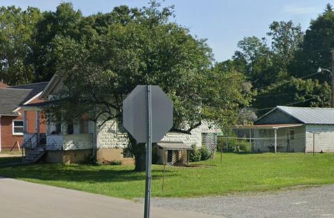 Apartment For Sale - 895 Cole Ave<br/> Elkins, WV 26241