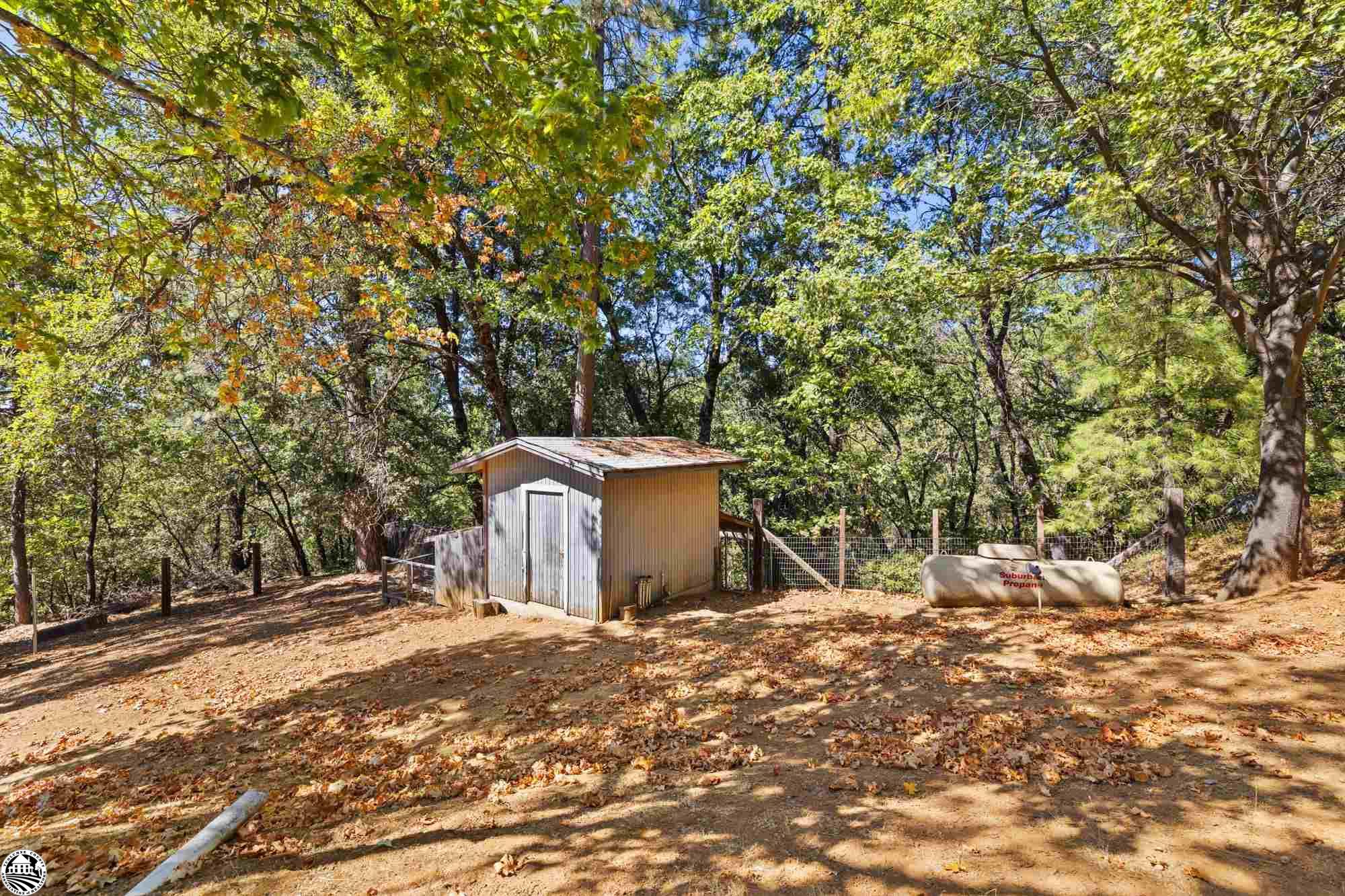 Sonora, California 95370, United States, 3 Bedrooms Bedrooms, ,3 BathroomsBathrooms,Residential,Active,40718