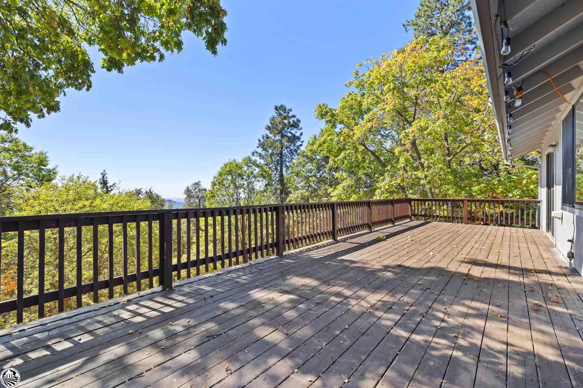 Sonora, California 95370, United States, 3 Bedrooms Bedrooms, ,3 BathroomsBathrooms,Residential,Active,40718