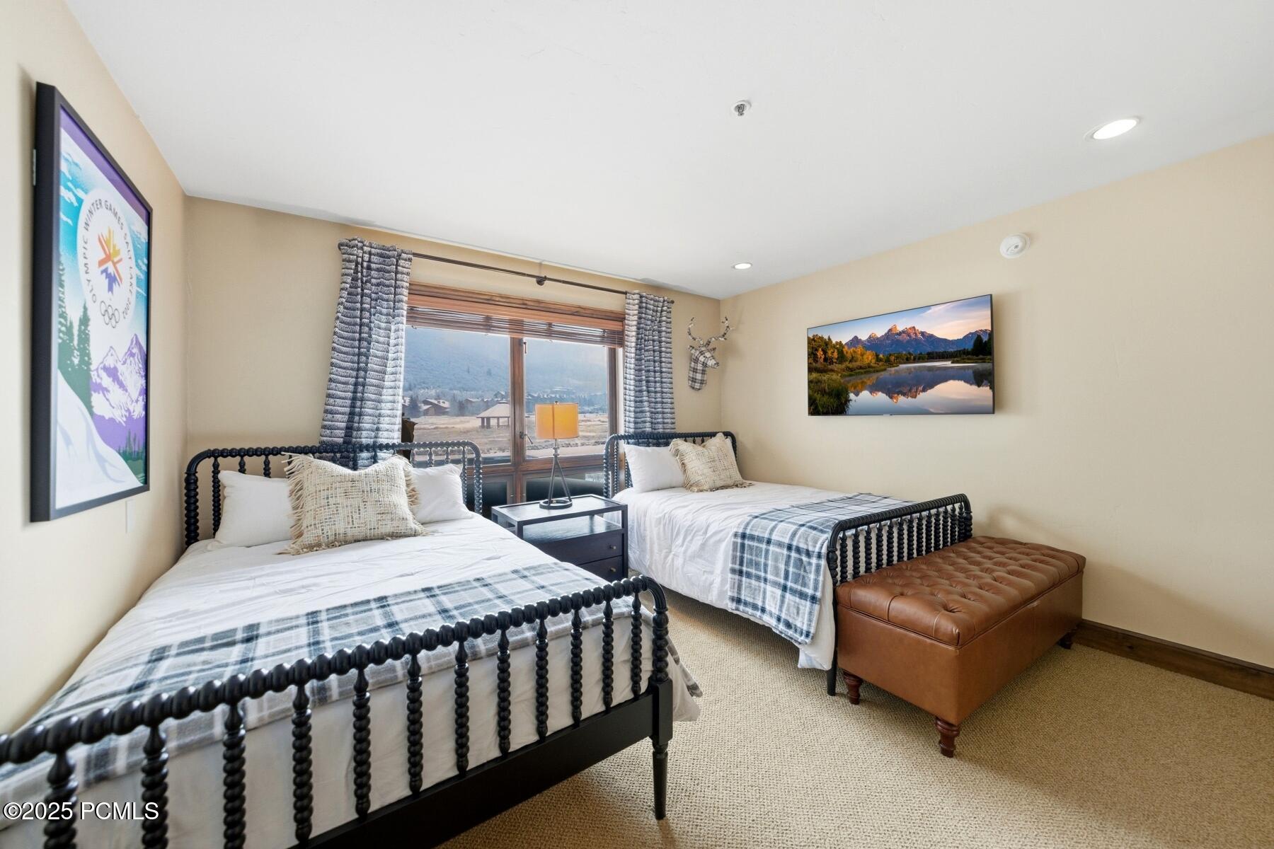 Park City, Utah 84060, United States, 2 Bedrooms Bedrooms, ,2 BathroomsBathrooms,Residential,Active,252763