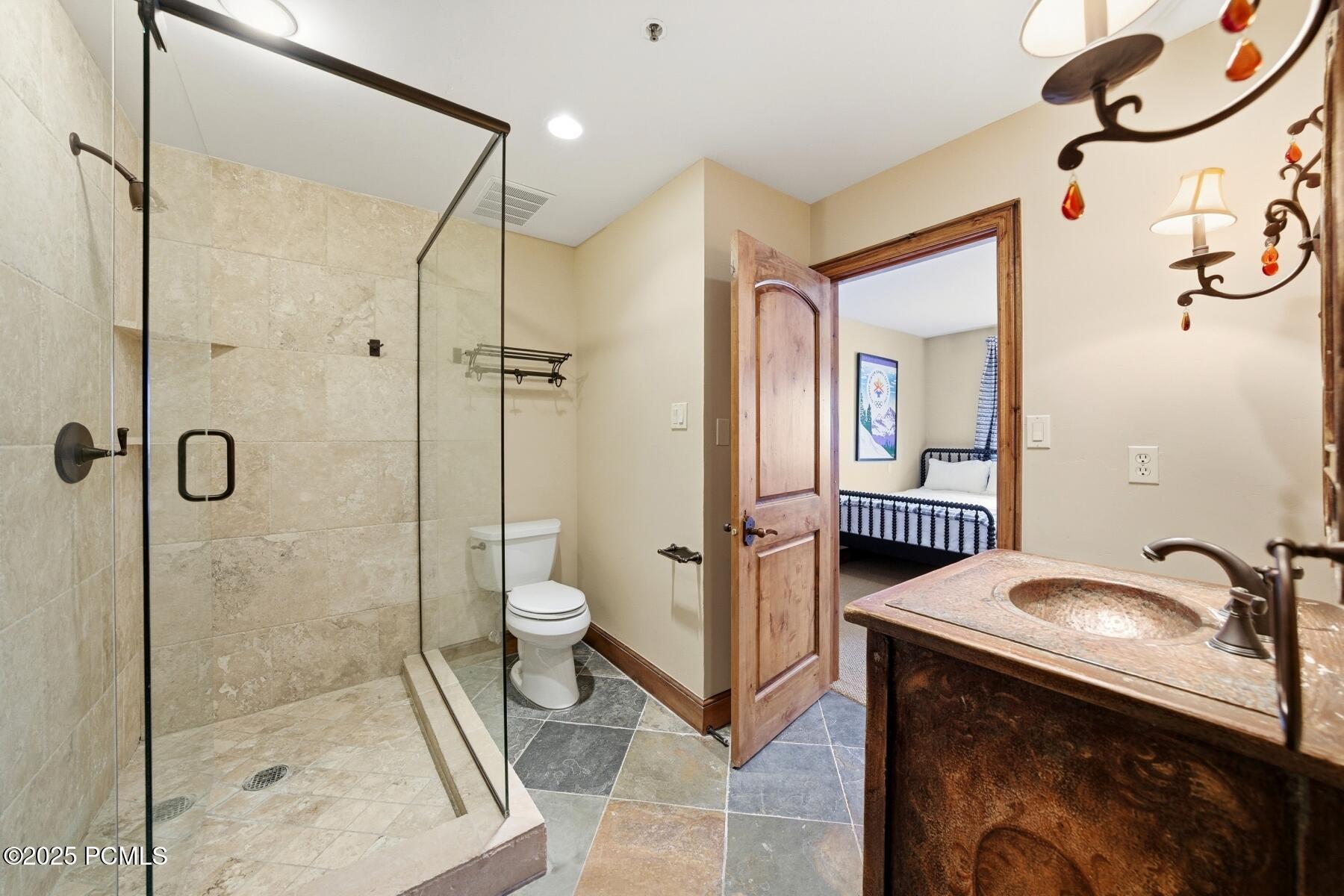 Park City, Utah 84060, United States, 2 Bedrooms Bedrooms, ,2 BathroomsBathrooms,Residential,Active,252763