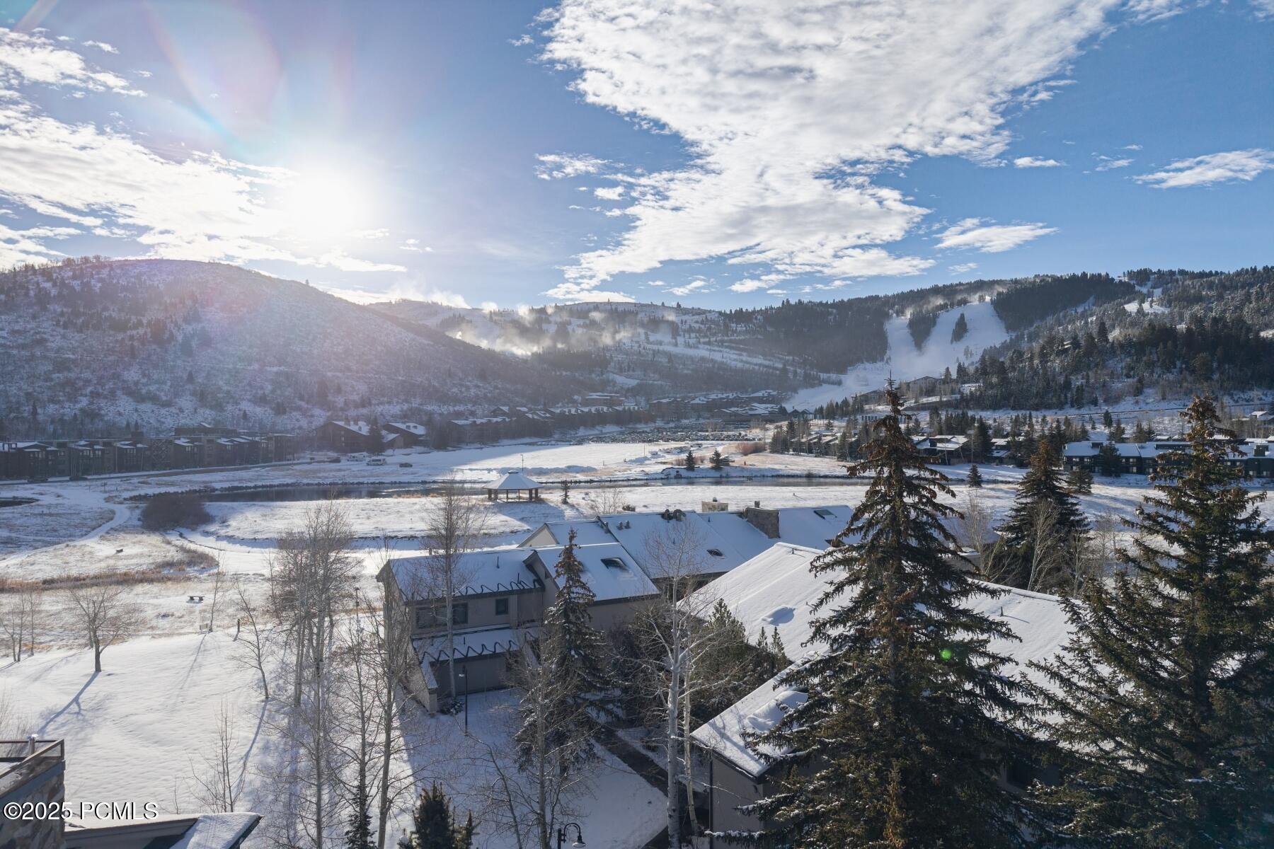 Park City, Utah 84060, United States, 2 Bedrooms Bedrooms, ,2 BathroomsBathrooms,Residential,Active,252763